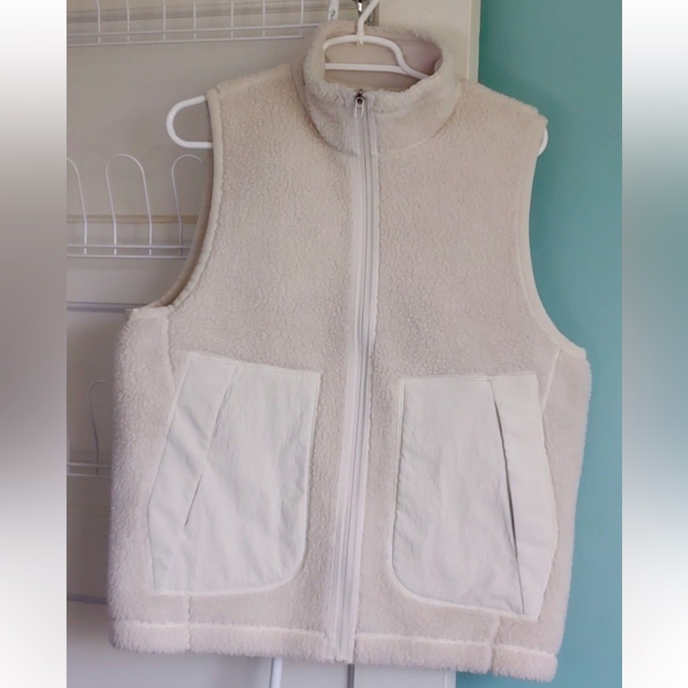 Lululemon High Pile Fleece Vest Sherpa Bone Rare Scarce